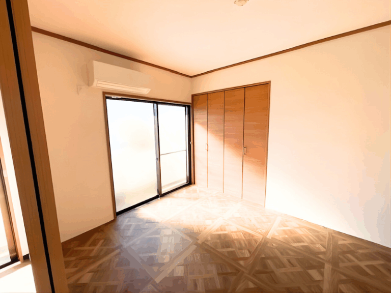 ホワイトルーフ内田 203