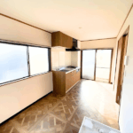 ホワイトルーフ内田 203-4