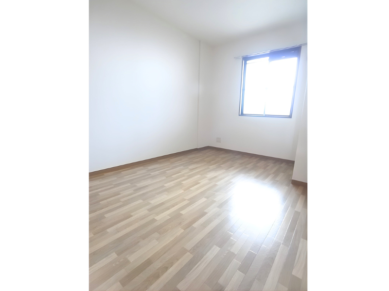 モラダ・アケボノ 207