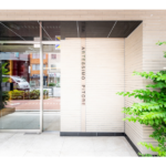 ＡＲＴＥＳＳＩＭＯ　ＰＩＴＯＲＥ 703-4