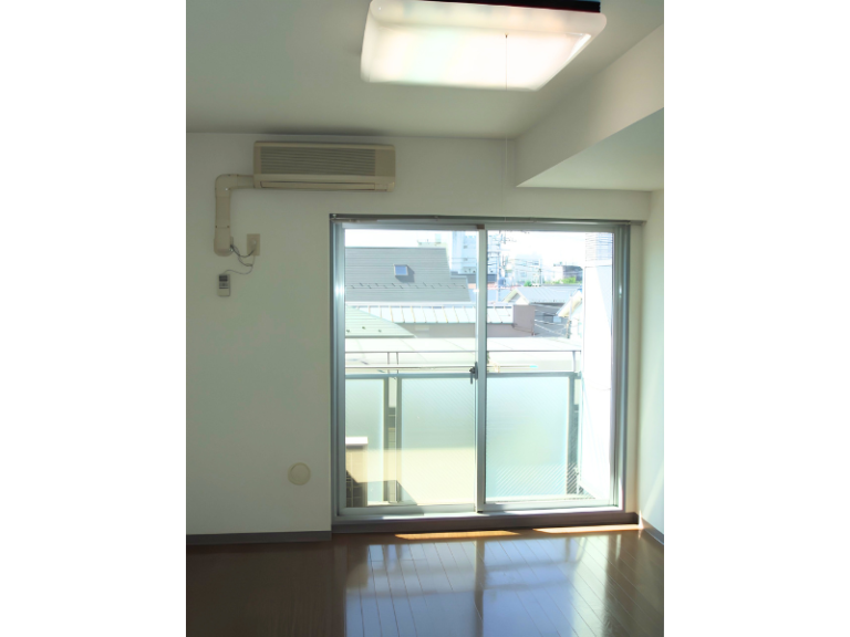 悠々コート西蒲田 102