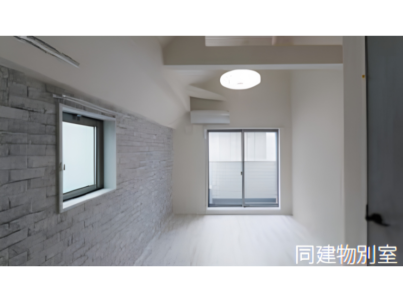 H-RESIDENCE 102